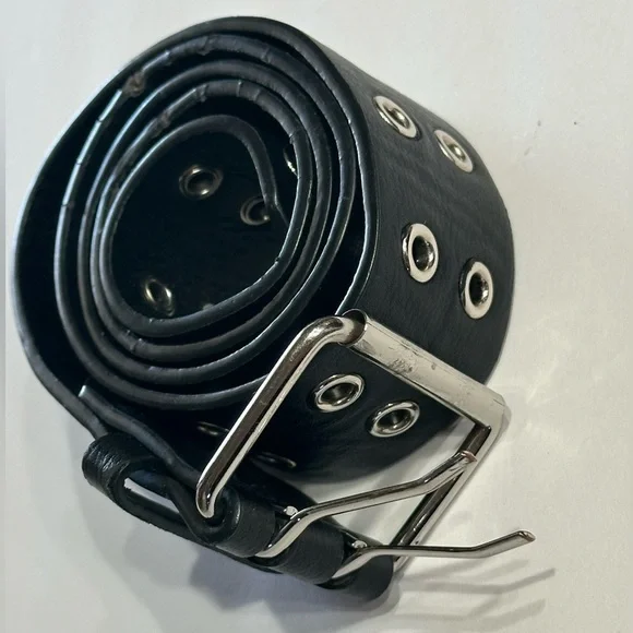 Brandy Melville Belt Black Faux Leather Double Holes One Size Silver Buckle - Picture 16 of 16